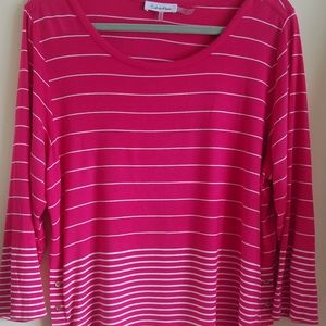 Calvin Klein light weight 3/4 long sleeve t shirt